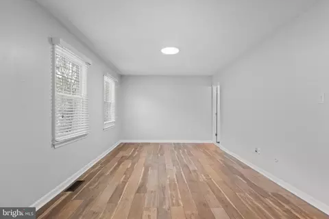 Living - 7931 Birchtree Ct, Springfield, VA 22152 photo 4 of 4