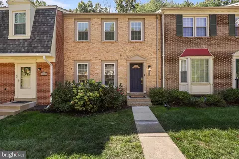 7931 Birchtree Ct, Springfield, VA 22152