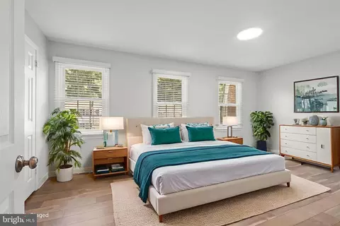 Bedroom - 7931 Birchtree Ct, Springfield, VA 22152 photo 1 of 2