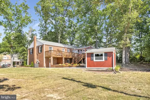 Exterior - 5801 Boothe Dr, Burke, VA 22015 photo 6 of 6