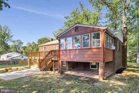 5801 Boothe Dr, Burke, VA 22015