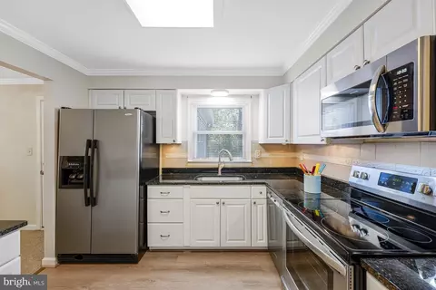 Kitchen - 5801 Boothe Dr, Burke, VA 22015 photo 1 of 3