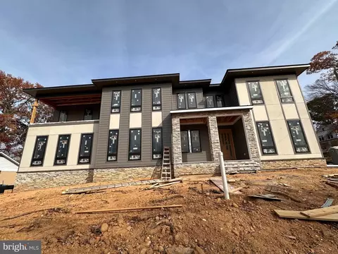 401 Old Courthouse Rd NE, Vienna, VA 22180