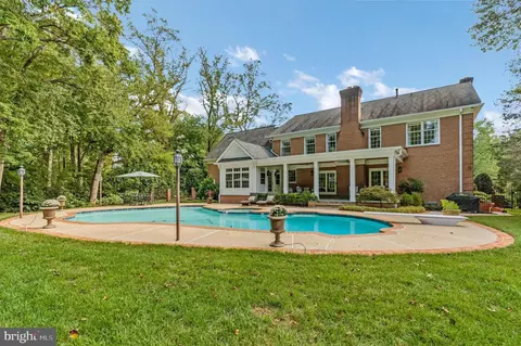 Other - 8306 Summerwood Dr, Mclean, VA 22102 photo 4 of 4