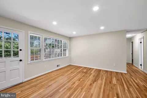 Living - 6614 Grey Fox Dr, Springfield, VA 22152 photo 8 of 14