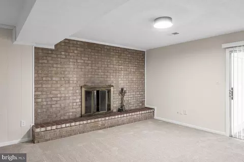 Living - 6614 Grey Fox Dr, Springfield, VA 22152 photo 3 of 14