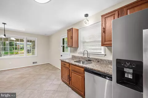 Other - 6614 Grey Fox Dr, Springfield, VA 22152 photo 2 of 20