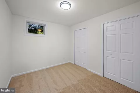 Bedroom - 6614 Grey Fox Dr, Springfield, VA 22152 photo 1 of 7