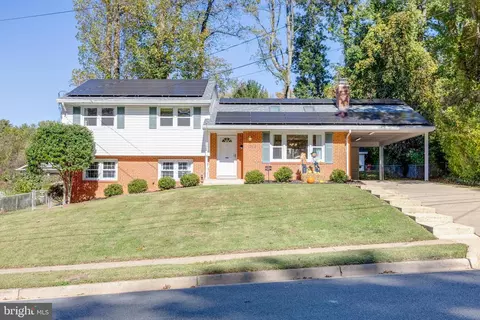 7918 Hatteras Ln, Springfield, VA 22151