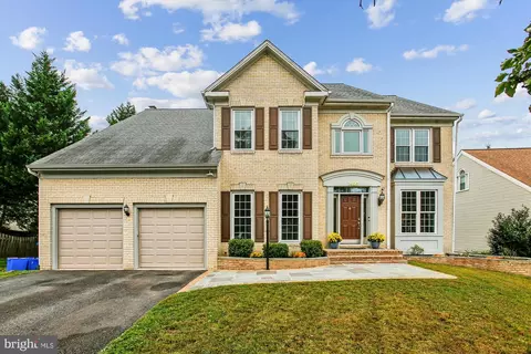 7406 Arundel Pl, Springfield, VA 22153