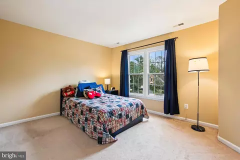 Bedroom - 7406 Arundel Pl, Springfield, VA 22153 photo 5 of 14