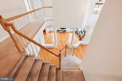 Entry Way - 7406 Arundel Pl, Springfield, VA 22153 photo 11 of 12
