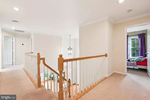 Entry Way - 7406 Arundel Pl, Springfield, VA 22153 photo 8 of 12