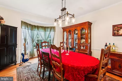 Dining - 7406 Arundel Pl, Springfield, VA 22153 photo 3 of 4
