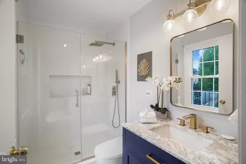 7374 Montcalm Dr, Mclean, VA 22102 photo 18