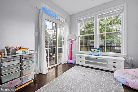 4087 River Forth Dr, Fairfax, VA 22030 photo 14