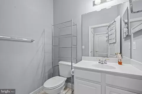 4087 River Forth Dr, Fairfax, VA 22030 photo 30