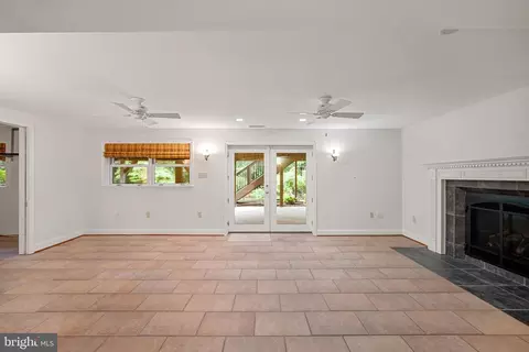 7100 Hundsford Ln, Springfield, VA 22153 photo 43