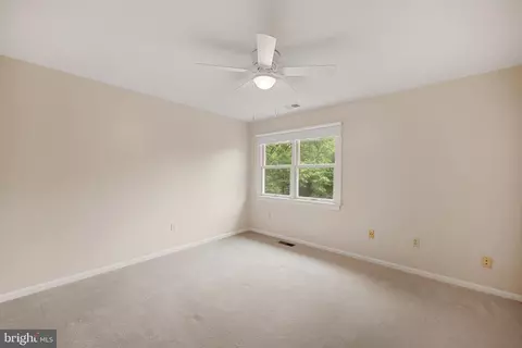 7100 Hundsford Ln, Springfield, VA 22153 photo 36