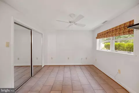 7100 Hundsford Ln, Springfield, VA 22153 photo 41