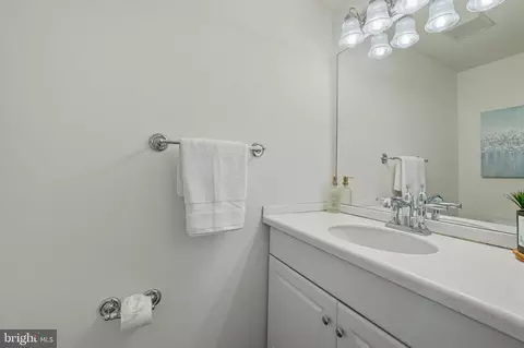 7954 Forest Path Way, Springfield, VA 22153 photo 12