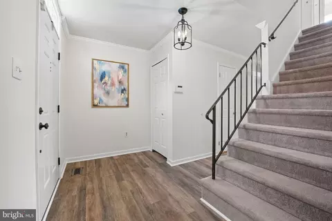 7954 Forest Path Way, Springfield, VA 22153 photo 10