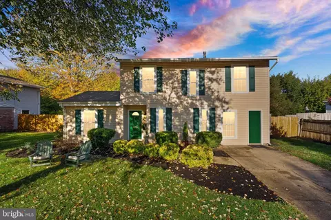 4006 Novar Dr, Chantilly, VA 20151
