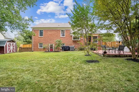Exterior - 6108 Dorchester St, Springfield, VA 22150 photo 2 of 2