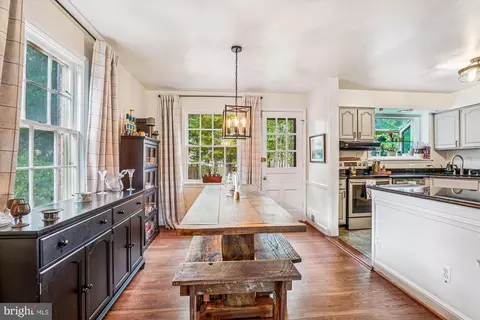 Dining - 6108 Dorchester St, Springfield, VA 22150 photo 1 of 1