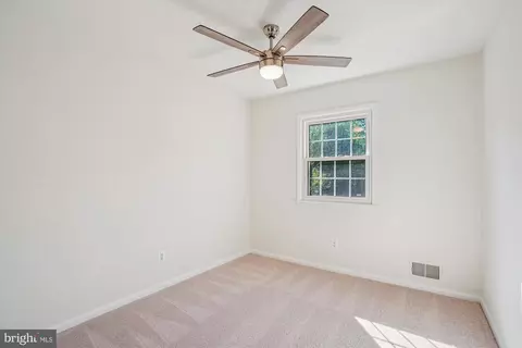 13515 Tabscott Dr, Chantilly, VA 20151 photo 21