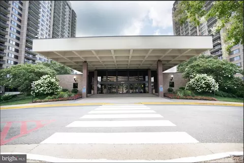 5505 Seminary Rd #905N, Falls Church, VA 22041