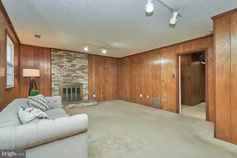 2002 Byrd Rd, Vienna, VA 22182 photo 34