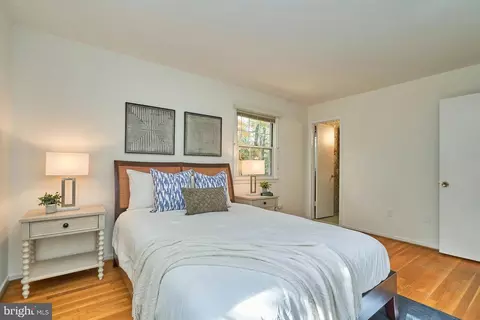 2002 Byrd Rd, Vienna, VA 22182 photo 24