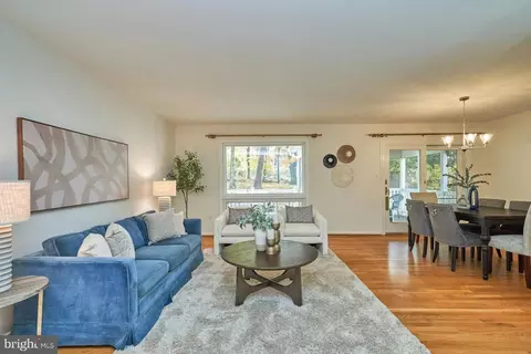 2002 Byrd Rd, Vienna, VA 22182 photo 7