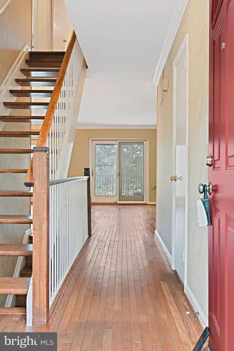 2180 Golf Course Dr, Reston, VA 20191 photo 6