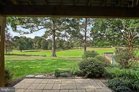 2180 Golf Course Dr, Reston, VA 20191 photo 33