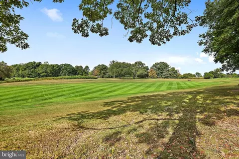 2180 Golf Course Dr, Reston, VA 20191 photo 36