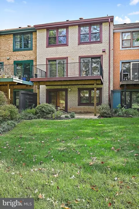 2180 Golf Course Dr, Reston, VA 20191 photo 35