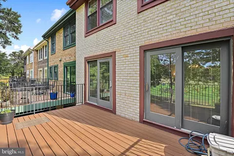 2180 Golf Course Dr, Reston, VA 20191 photo 39