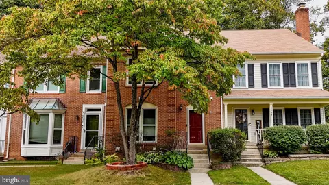 6036 Rockton Ct, Centreville, VA 20121