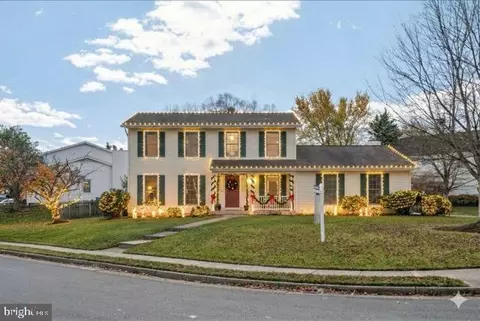 1551 Brownsville Dr, Herndon, VA 20170