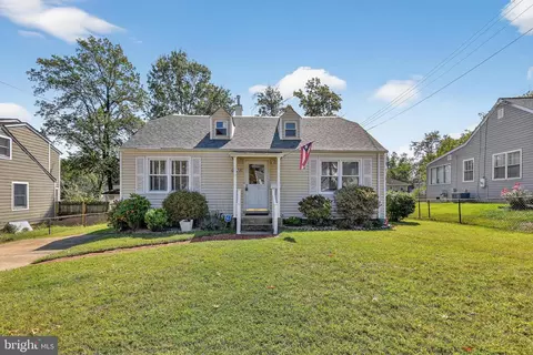6939 Westmoreland Rd, Falls Church, VA 22042