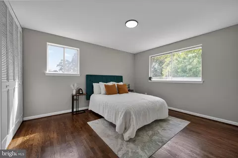 Bedroom - 6902 Ontario St, Springfield, VA 22152 photo 2 of 3