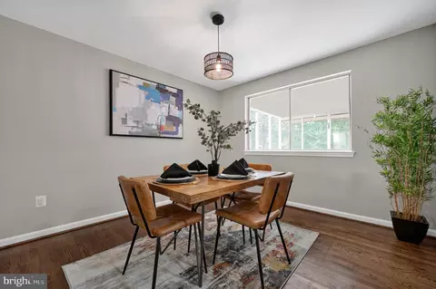 Dining - 6902 Ontario St, Springfield, VA 22152 photo 2 of 3