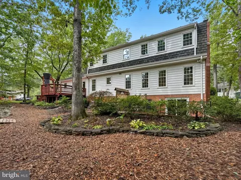 Exterior - 2350 Swaps Ct, Reston, VA 20191 photo 8 of 14