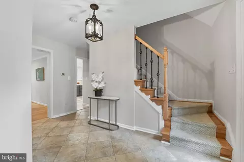 Entry Way - 2350 Swaps Ct, Reston, VA 20191 photo 2 of 6