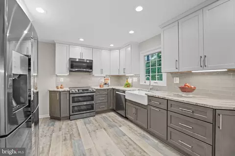Kitchen - 2350 Swaps Ct, Reston, VA 20191 photo 2 of 2