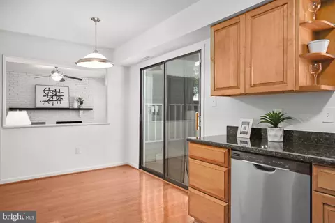 6903 Spelman Dr, Springfield, VA 22153 photo 7