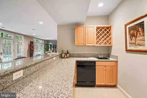 Kitchen - 7414 Old Maple Sq, Mclean, VA 22102 photo 4 of 4