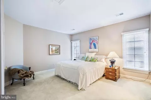 Bedroom - 7414 Old Maple Sq, Mclean, VA 22102 photo 7 of 7